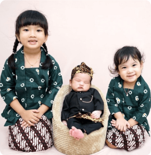 Newborn Photo 2