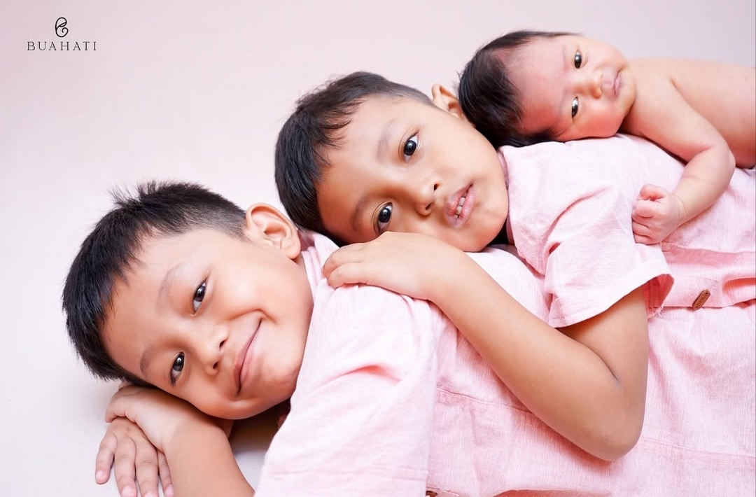 Siblings