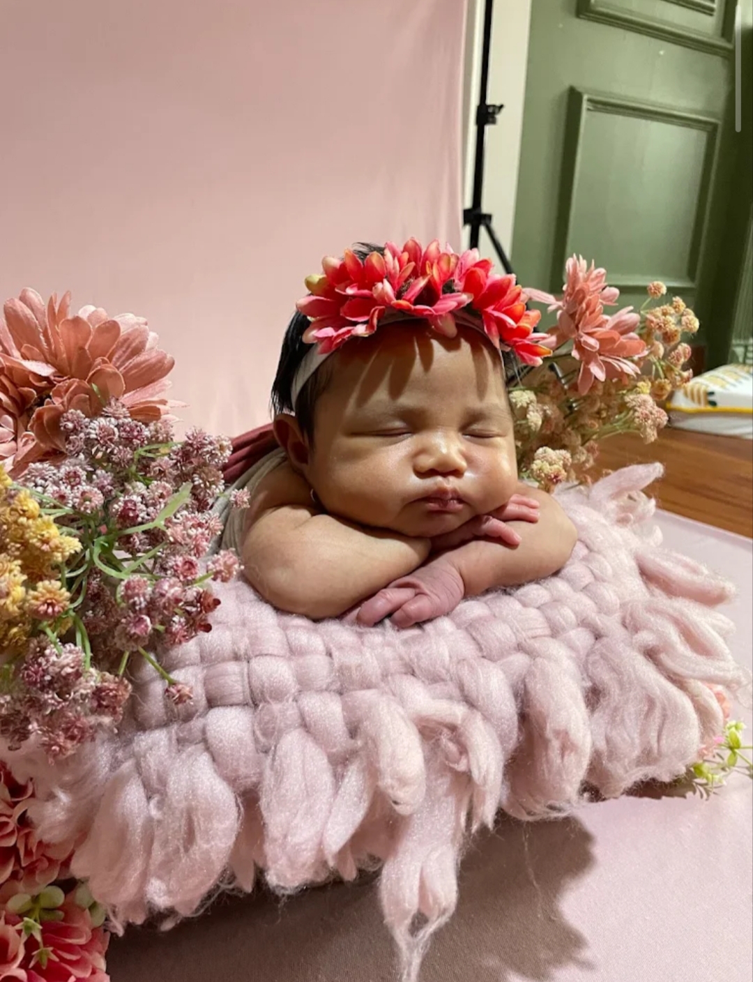 Perlengkapan Kostum Newborn